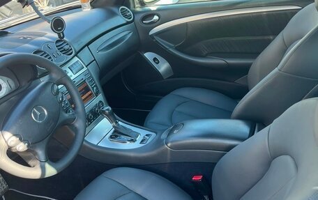 Mercedes-Benz CLK-Класс, 2006 год, 2 100 000 рублей, 8 фотография