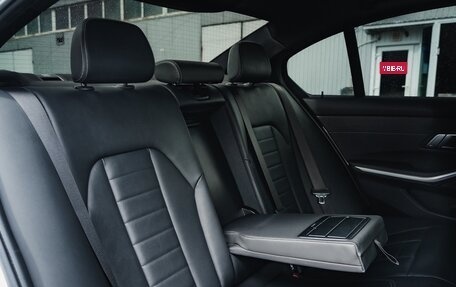 BMW 3 серия, 2020 год, 4 100 000 рублей, 31 фотография