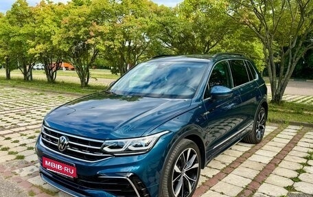 Volkswagen Tiguan II, 2022 год, 3 500 000 рублей, 3 фотография