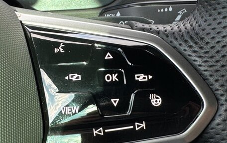 Volkswagen Tiguan II, 2022 год, 3 500 000 рублей, 18 фотография