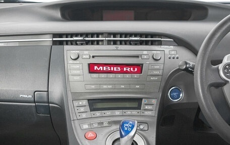 Toyota Prius, 2012 год, 1 049 000 рублей, 17 фотография