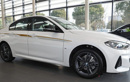 BMW 1 серия, 2022 год, 1 720 000 рублей, 3 фотография