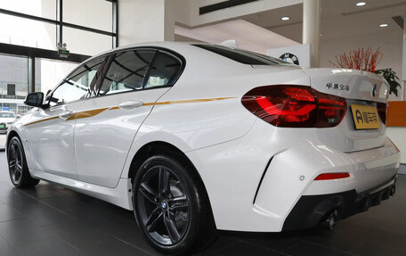 BMW 1 серия, 2022 год, 1 720 000 рублей, 4 фотография