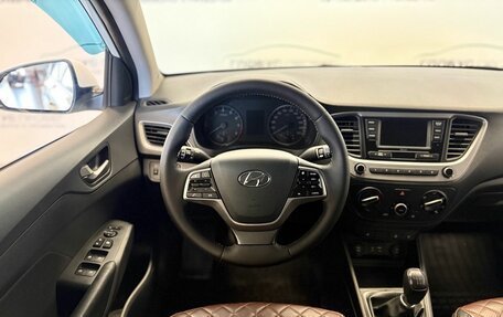 Hyundai Solaris II рестайлинг, 2018 год, 1 365 000 рублей, 14 фотография