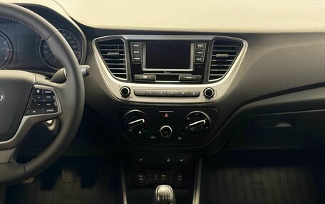 Hyundai Solaris II рестайлинг, 2018 год, 1 365 000 рублей, 18 фотография