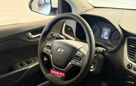 Hyundai Solaris II рестайлинг, 2018 год, 1 365 000 рублей, 32 фотография