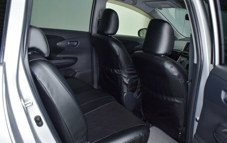 Toyota Wish II, 2012 год, 1 399 000 рублей, 13 фотография
