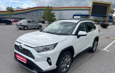 Toyota RAV4, 2022 год, 4 100 000 рублей, 1 фотография