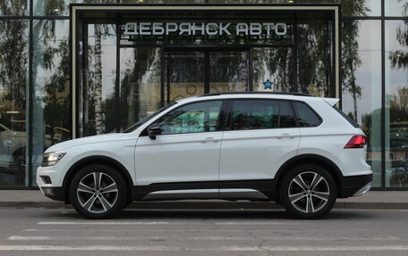 Volkswagen Tiguan II, 2019 год, 2 895 000 рублей, 2 фотография
