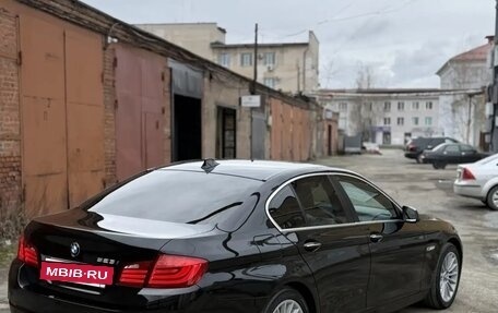 BMW 5 серия, 2011 год, 2 000 000 рублей, 8 фотография