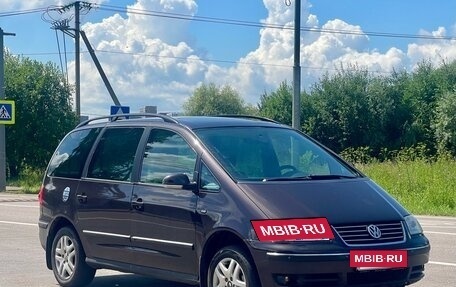 Volkswagen Sharan I рестайлинг, 2007 год, 1 075 000 рублей, 2 фотография