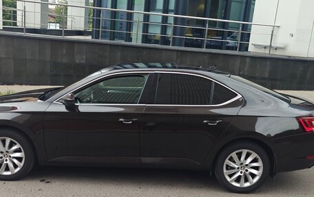 Skoda Superb III рестайлинг, 2018 год, 1 705 000 рублей, 2 фотография