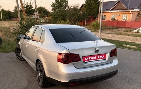 Volkswagen Jetta VI, 2008 год, 620 000 рублей, 7 фотография