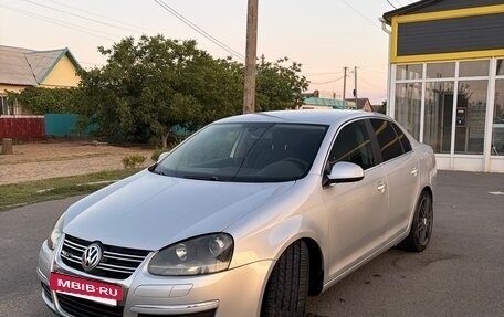 Volkswagen Jetta VI, 2008 год, 620 000 рублей, 13 фотография