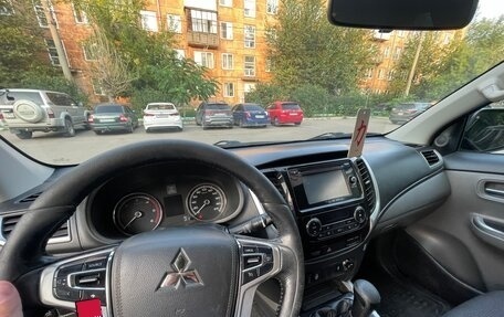Mitsubishi L200 IV рестайлинг, 2017 год, 1 550 000 рублей, 2 фотография
