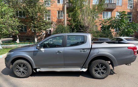 Mitsubishi L200 IV рестайлинг, 2017 год, 1 550 000 рублей, 11 фотография
