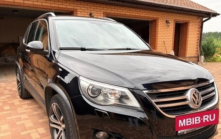 Volkswagen Tiguan I, 2011 год, 2 100 000 рублей, 3 фотография
