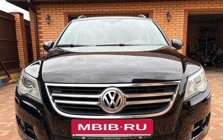 Volkswagen Tiguan I, 2011 год, 2 100 000 рублей, 2 фотография