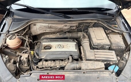 Volkswagen Tiguan I, 2011 год, 2 100 000 рублей, 19 фотография