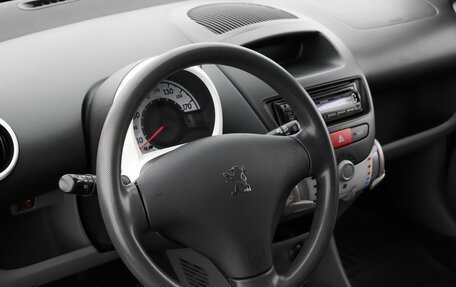 Peugeot 107 I рестайлинг, 2011 год, 599 000 рублей, 11 фотография