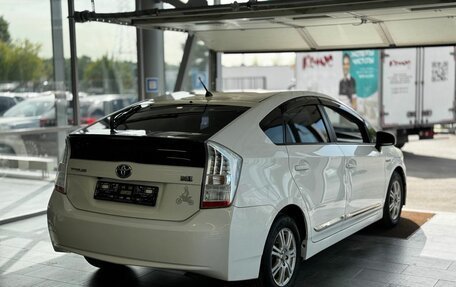 Toyota Prius, 2010 год, 825 000 рублей, 4 фотография