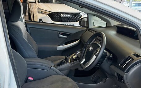 Toyota Prius, 2010 год, 825 000 рублей, 7 фотография
