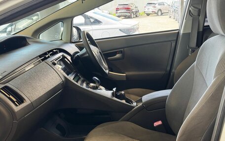 Toyota Prius, 2010 год, 825 000 рублей, 15 фотография