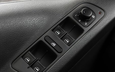 Volkswagen Tiguan I, 2011 год, 1 329 000 рублей, 16 фотография