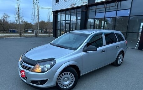 Opel Astra H, 2011 год, 675 000 рублей, 1 фотография