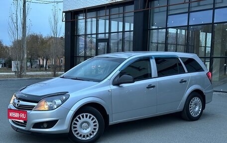 Opel Astra H, 2011 год, 675 000 рублей, 2 фотография