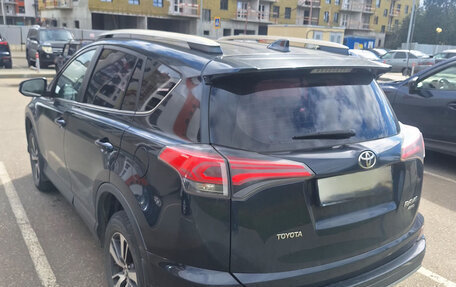 Toyota RAV4, 2017 год, 2 450 000 рублей, 4 фотография