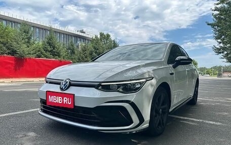 Volkswagen Golf VIII, 2023 год, 1 910 285 рублей, 1 фотография