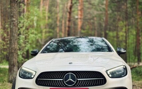 Mercedes-Benz E-Класс, 2020 год, 4 290 000 рублей, 3 фотография