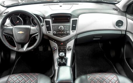 Chevrolet Cruze II, 2012 год, 849 900 рублей, 6 фотография