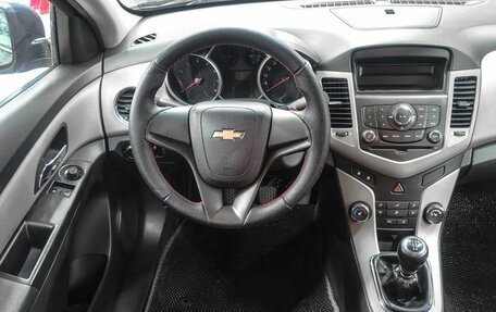 Chevrolet Cruze II, 2012 год, 849 900 рублей, 7 фотография