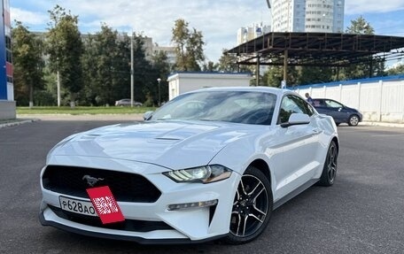 Ford Mustang VI рестайлинг, 2019 год, 1 820 000 рублей, 3 фотография