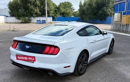 Ford Mustang VI рестайлинг, 2019 год, 1 820 000 рублей, 10 фотография