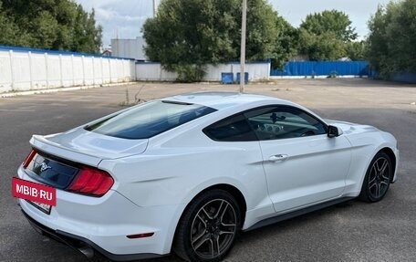 Ford Mustang VI рестайлинг, 2019 год, 1 820 000 рублей, 9 фотография