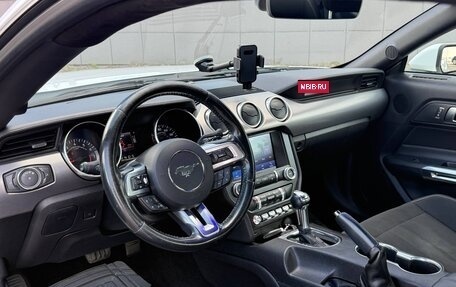 Ford Mustang VI рестайлинг, 2019 год, 1 820 000 рублей, 18 фотография