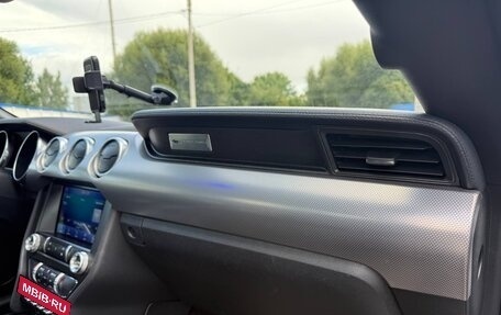 Ford Mustang VI рестайлинг, 2019 год, 1 820 000 рублей, 19 фотография