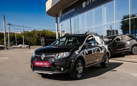 Renault Sandero II рестайлинг, 2018 год, 920 000 рублей, 2 фотография