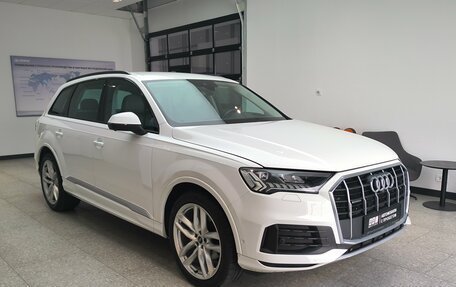 Audi Q7, 2020 год, 5 990 000 рублей, 3 фотография