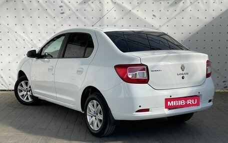 Renault Logan II, 2018 год, 950 000 рублей, 5 фотография
