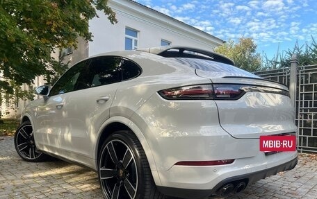 Porsche Cayenne III, 2022 год, 11 900 000 рублей, 5 фотография