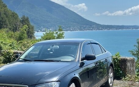 Audi A4, 2011 год, 1 050 000 рублей, 2 фотография