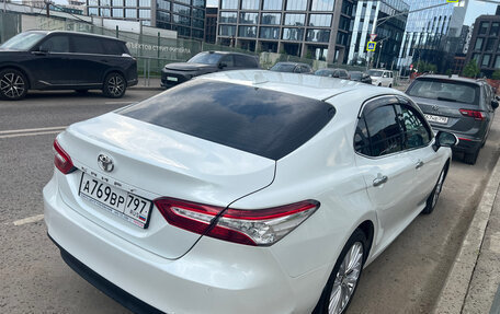 Toyota Camry, 2021 год, 3 400 000 рублей, 4 фотография