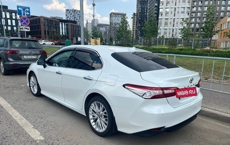 Toyota Camry, 2021 год, 3 400 000 рублей, 5 фотография