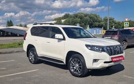 Toyota Land Cruiser Prado 150 рестайлинг 2, 2019 год, 5 500 000 рублей, 2 фотография