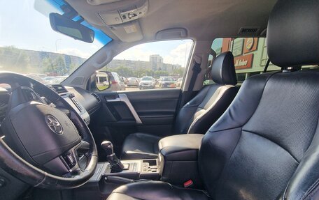 Toyota Land Cruiser Prado 150 рестайлинг 2, 2019 год, 5 500 000 рублей, 12 фотография