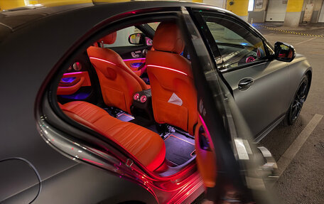 Mercedes-Benz E-Класс, 2022 год, 6 900 000 рублей, 9 фотография